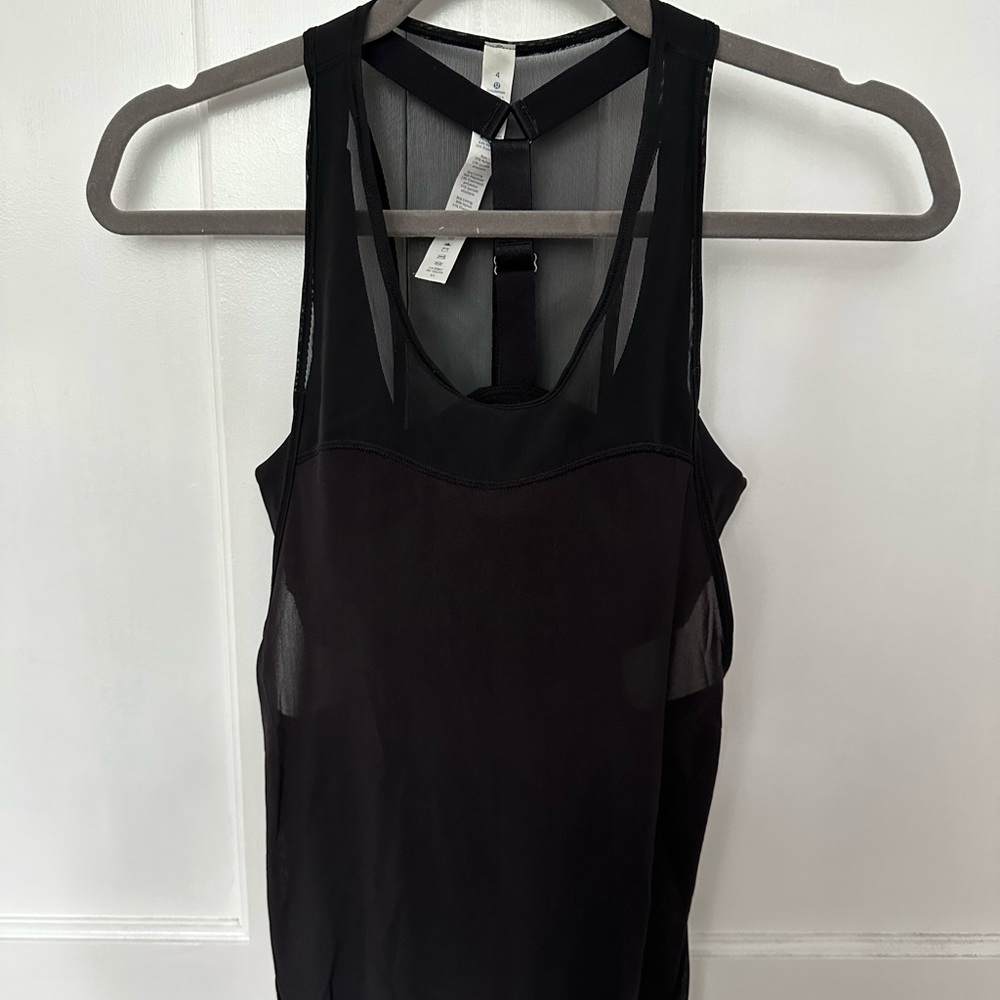 lululemon tank top with built in sports bra